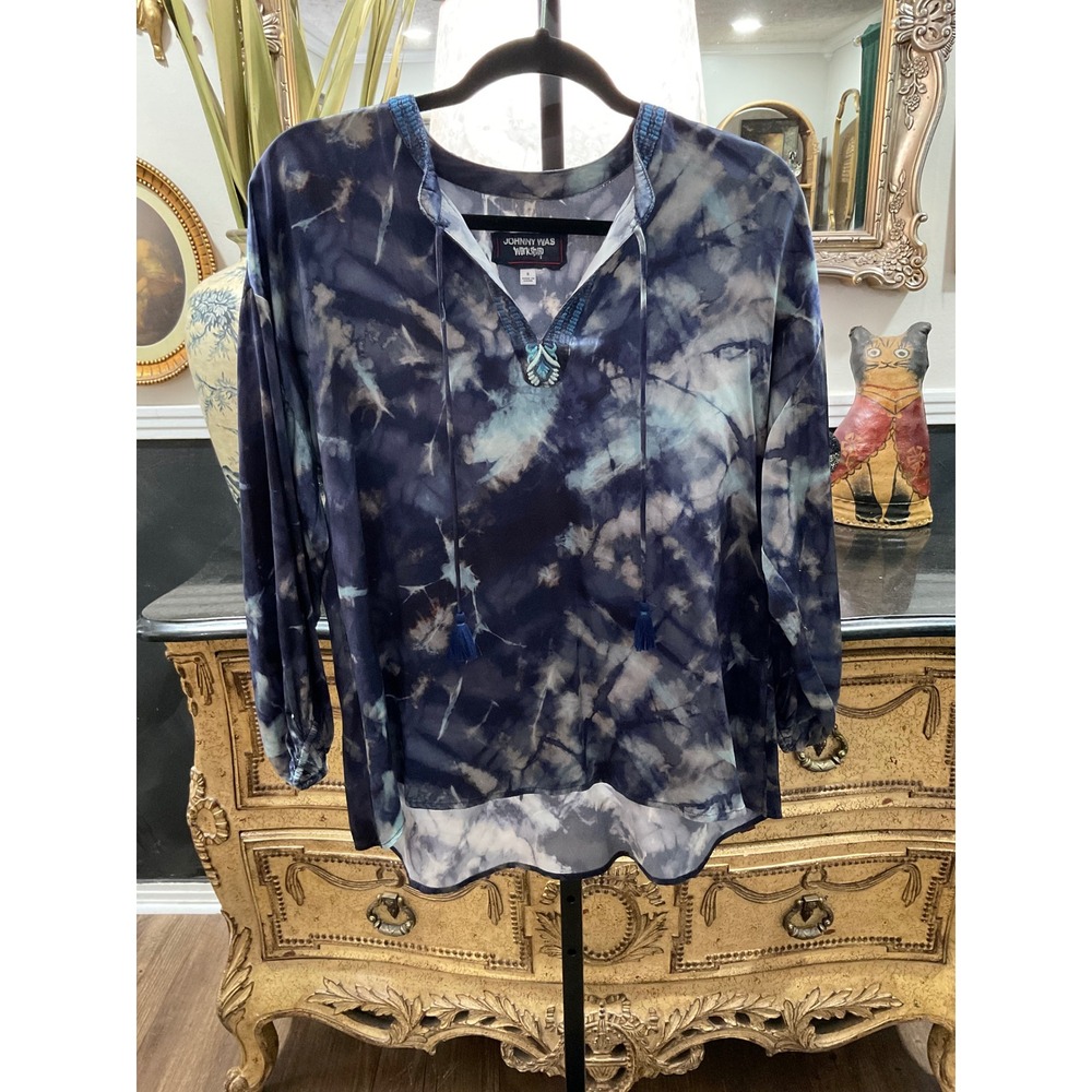072- Johnny Was 100% Silk Blouse